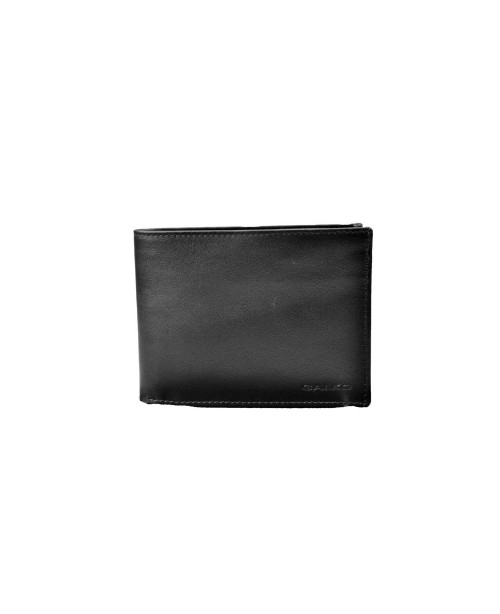Man's wallet